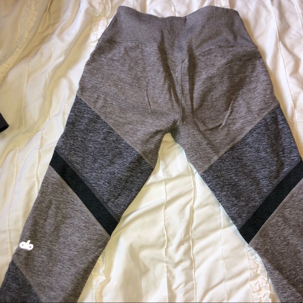 Alo yoga pants.
